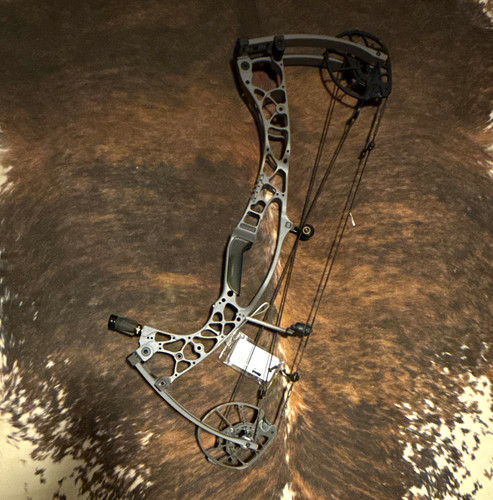 Hoyt alpha right - alpha, 29