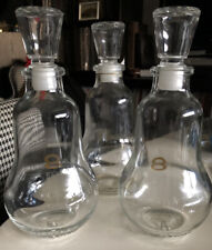 Lot de 3 bouteilles vide liqueur, eaux De vie golden 8, rhum arrangé.