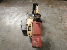 Serrure arrière droite bmw