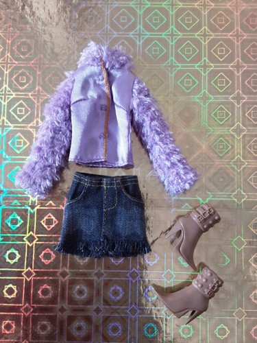 Vêtement barbie haut - vêtement,