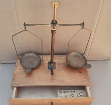 Ancienne balance pharmacie - balance,