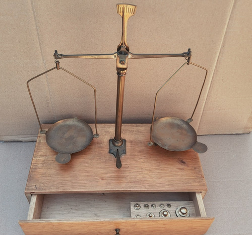 Ancienne balance pharmacie - ancienne,