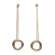 Boucles d'oreilles percées