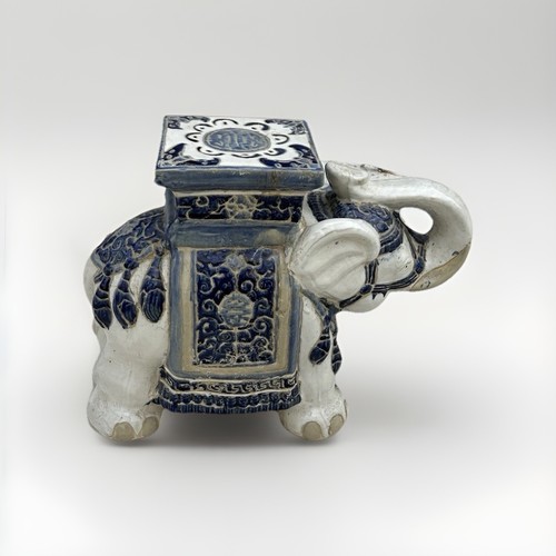 Ancien vintage éléphant
