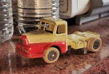 Camion UNIC Izoard par " JRD