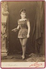 Mlle Bardin dans "Paris attraction", Actrice Théâtre, Photo Cabinet card, Nadar