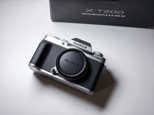 Fujifilm X-T200 Aps-C sans