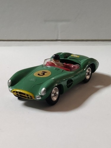 Aston martin dbr litres - aston, 3