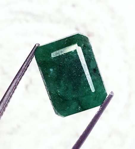 Bérylle émeraude vert - Émeraude,