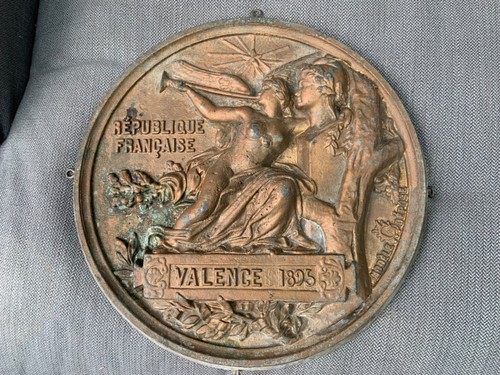 Ancienne plaque fonte