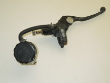 Maitre cylindre frein avant