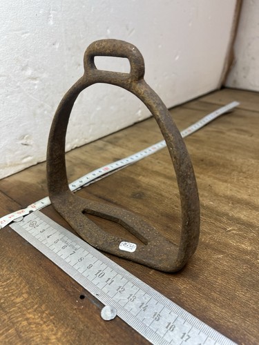 Ancien étrier cheval - étrier,