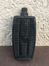 Ancienne pédale Atom /