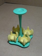 Porte Oeufs/ Manège à oeufs