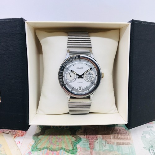 Rare montre bracelet - 🔹,