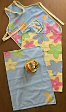 Disneyland Paris - Lot FLEUR Tasse Torchons Tablier FLOWER Cup Towels Apron Set