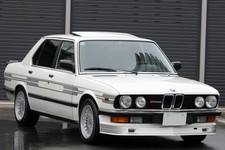 BMW SERIE 5 E28 RAJOUT DE PARE