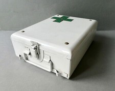 mallette, boîte à pharmacie, SOS, en métal, années 70, premiers secours