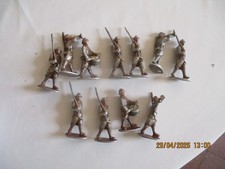 QUIRALU LOT DE 11 SOLDAT