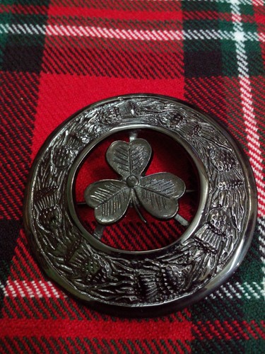 Kilt mouche plaid broche - kilt,