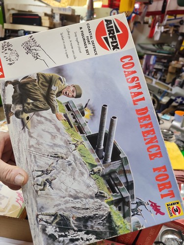 Airfix coastal defence fort - airfix,