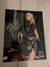 Hudson Leick Autograph