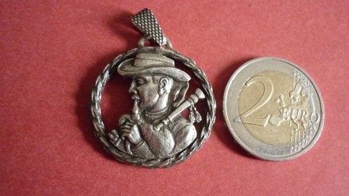 Medaillon pendentif metal - pendentif, /