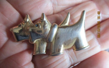 Ancienne Broche Chien West Highland White Terrier Non Black and White mais Dorés