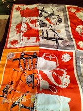 Hermès Carré Géant  Châle 140 cm Harnais de cour en Patch 100% soie