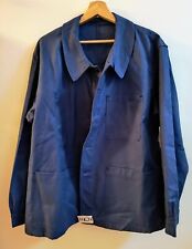 ancienne veste de travail dans