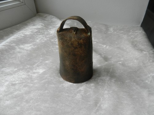 Ancienne cloche sonnaille - , en
