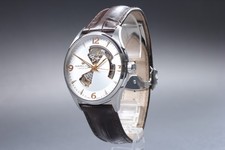 [Presque comme neuve] Montre