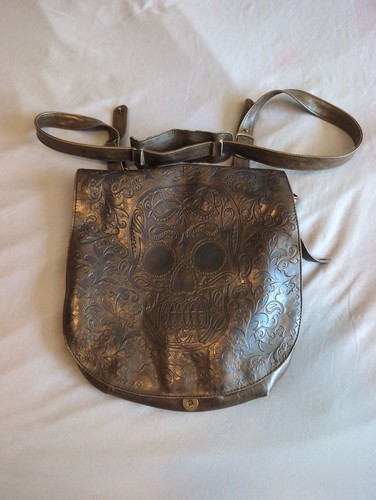 Loungefly brown embossed - loungefly,