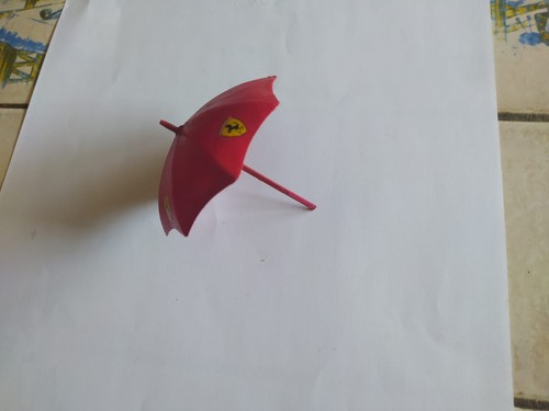 Parapluie résine peint - ,