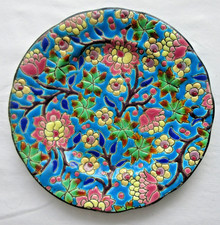 Assiette, 19 cm en émaux de