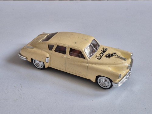 Voiture miniature tucker - miniature,