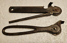 2 ouvre-boites anciens "PRATIC-BOY SCOUT" +  3 tire-bouchons "ORAN- ALGERIE"