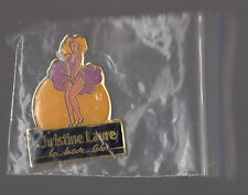 Pin's mode vêtements / Christine Laure - la mode color (style Marylin Monroe)