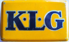 Boite en tôle  de bougies