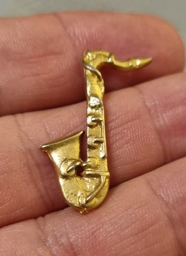 Saxophone pin rare - saxophone, pin's