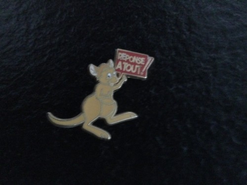 Pin badge reponse tout - badge, le