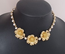 Oscar de la Renta-Collier