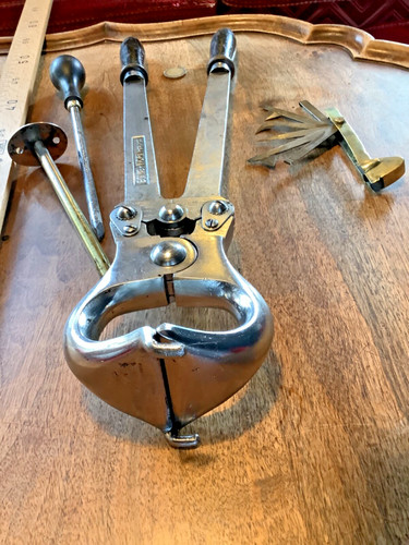 Outils anciens old tool vieux - anciens,old, tool,vieux
