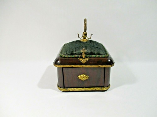 Ancien coffret necessaire - coffret, a