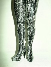 Bottes En Latex Noir - Blanc