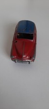 DINKY TOYS  ref 24 UT   SIMCA aronde berline  TAXI avec calandre sqale