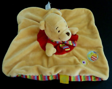 *. DOUDOU PLAT DISNEY NICOTOY WINNIE JAUNE ROUGE  ECHARPE  RAYE ABEILLE NEUF*
