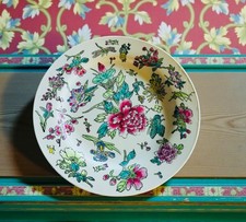Assiette décorative porcelaine – motifs oiseaux