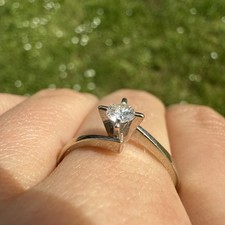 Bague En Or Blanc Avec 1