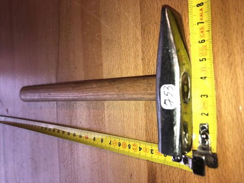 N°753 outillage outils